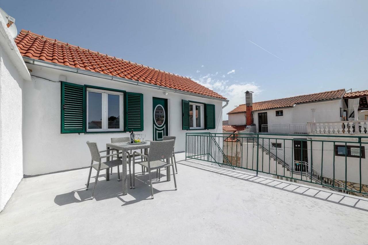 Apartments Nada Tribalj Eksteriør billede