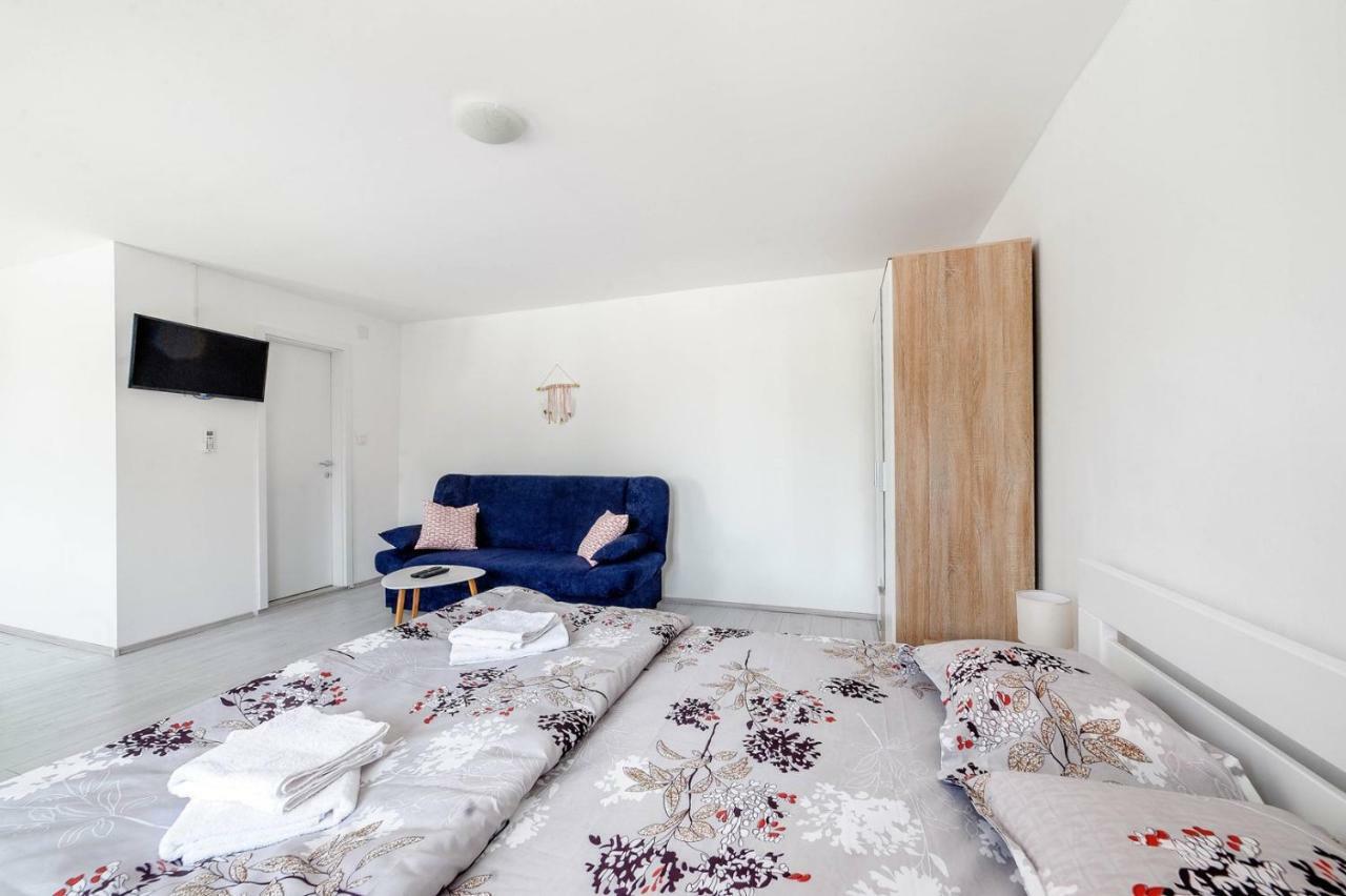 Apartments Nada Tribalj Eksteriør billede