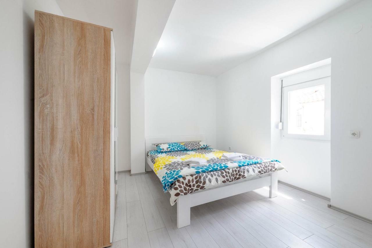 Apartments Nada Tribalj Eksteriør billede