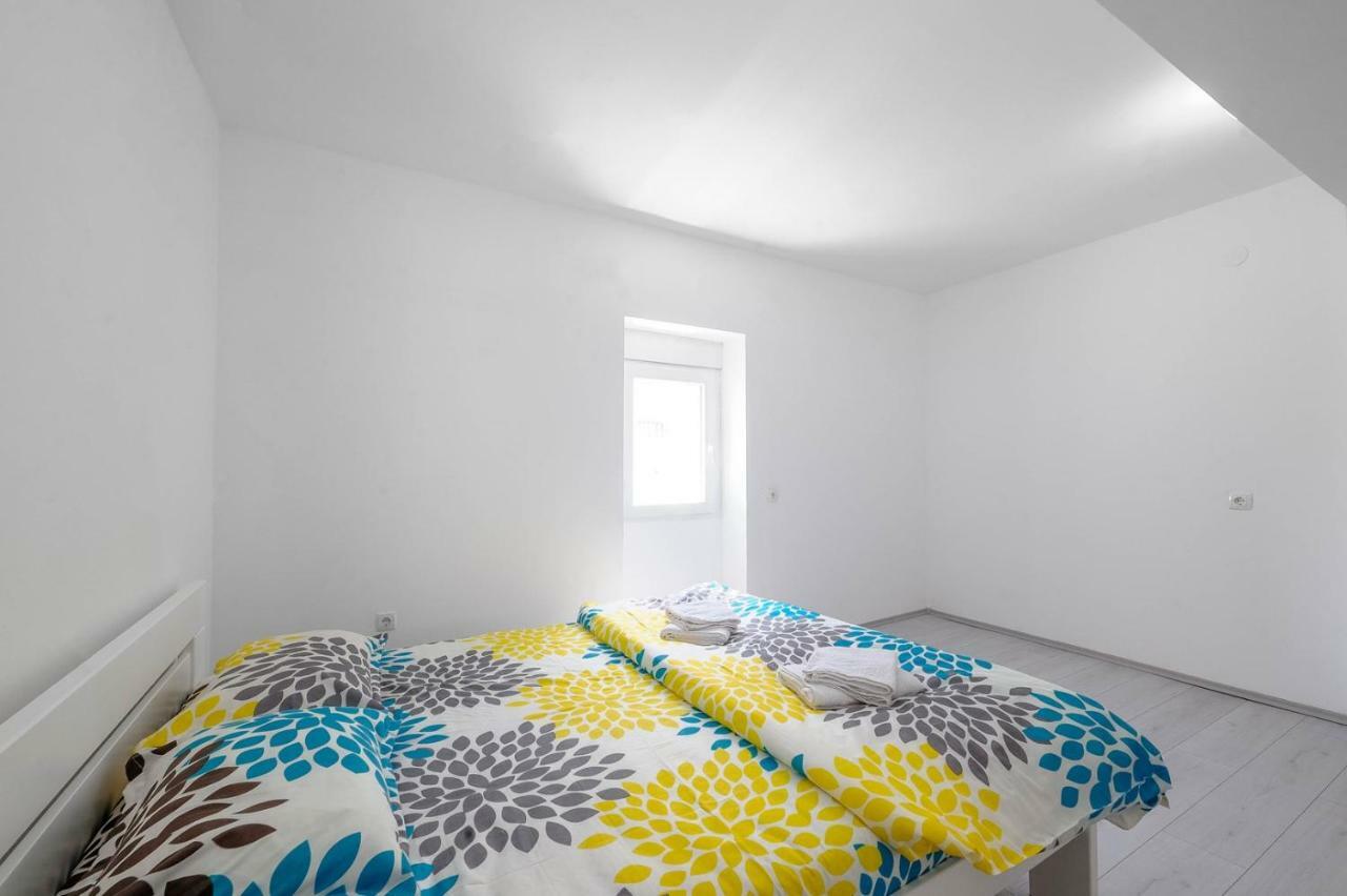 Apartments Nada Tribalj Eksteriør billede
